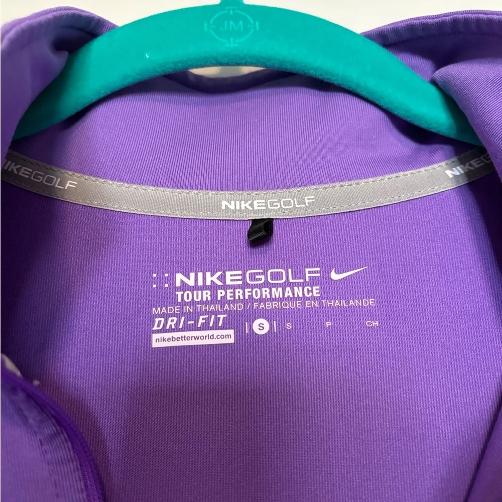 Nike golf tour performance dry fit women’s size‎ small purple